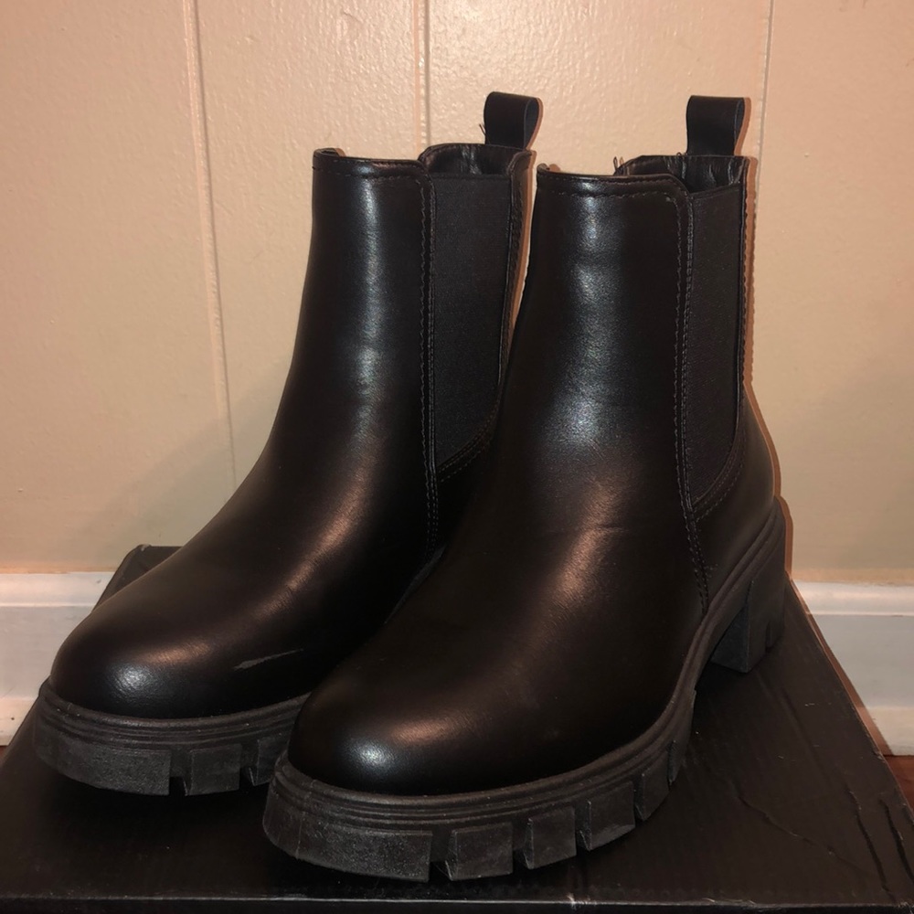 Black boots
